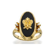 Imperial Onyx Crest Ring with 4 Pearls Imperial Onyx Crest Ring with 4 Pearls