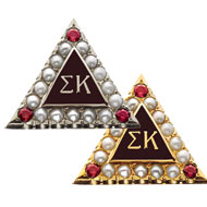 Crown Pearl Badge With Garnet Points product image