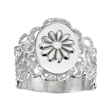 Filigree Ring with Marguerite