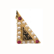 Crown Pearl Badge with Garnet