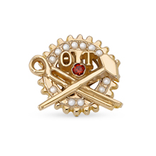 Official Close Pearl Badge
